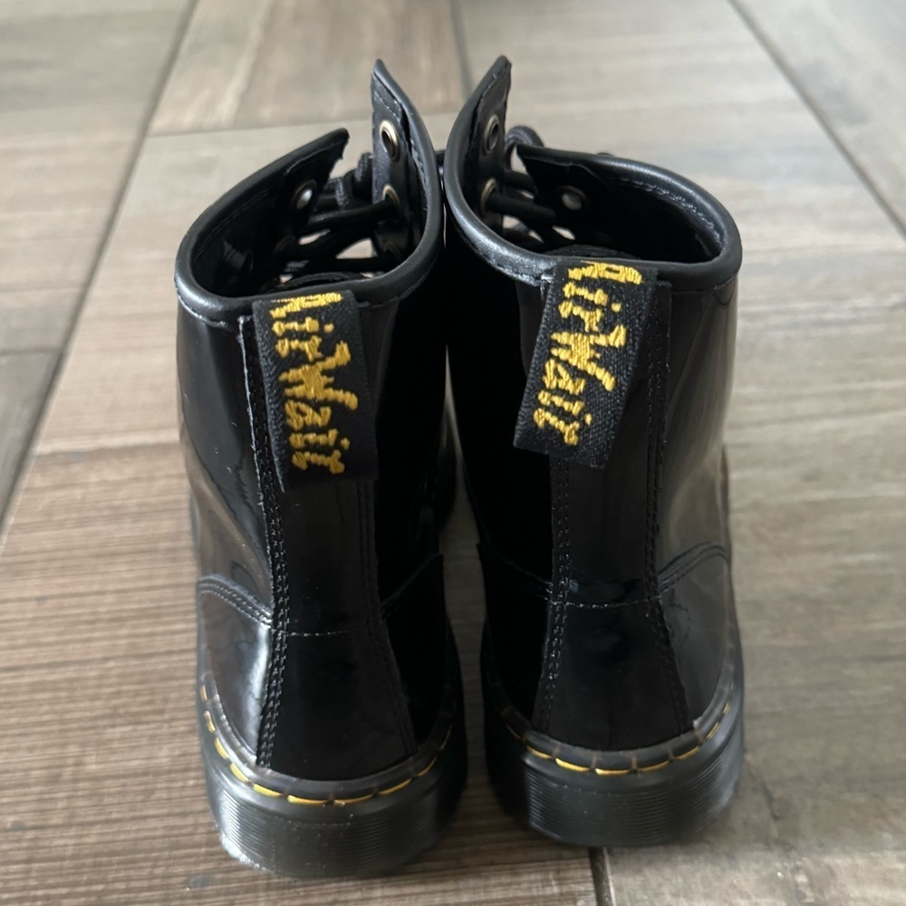 DR.MARTENS WOMENS ZAVALA COMBAT BOOT size 6 - Picture 4 of 10